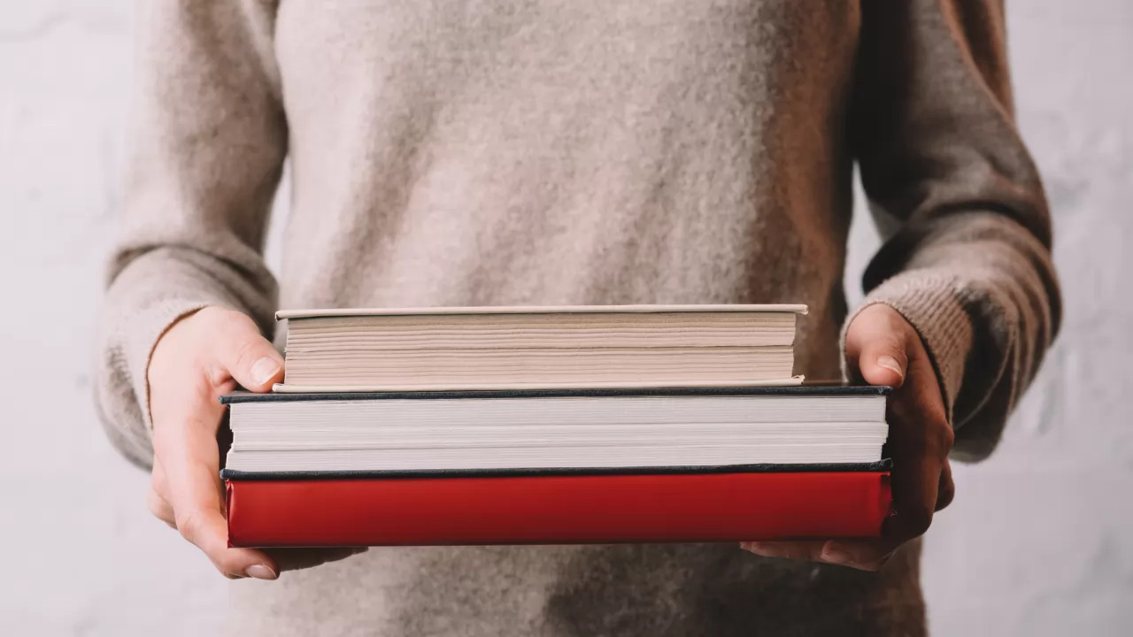 Come tredici lettere e due segni speciali danno voce ai segreti dell'ʻŌlelo Hawaiʻi